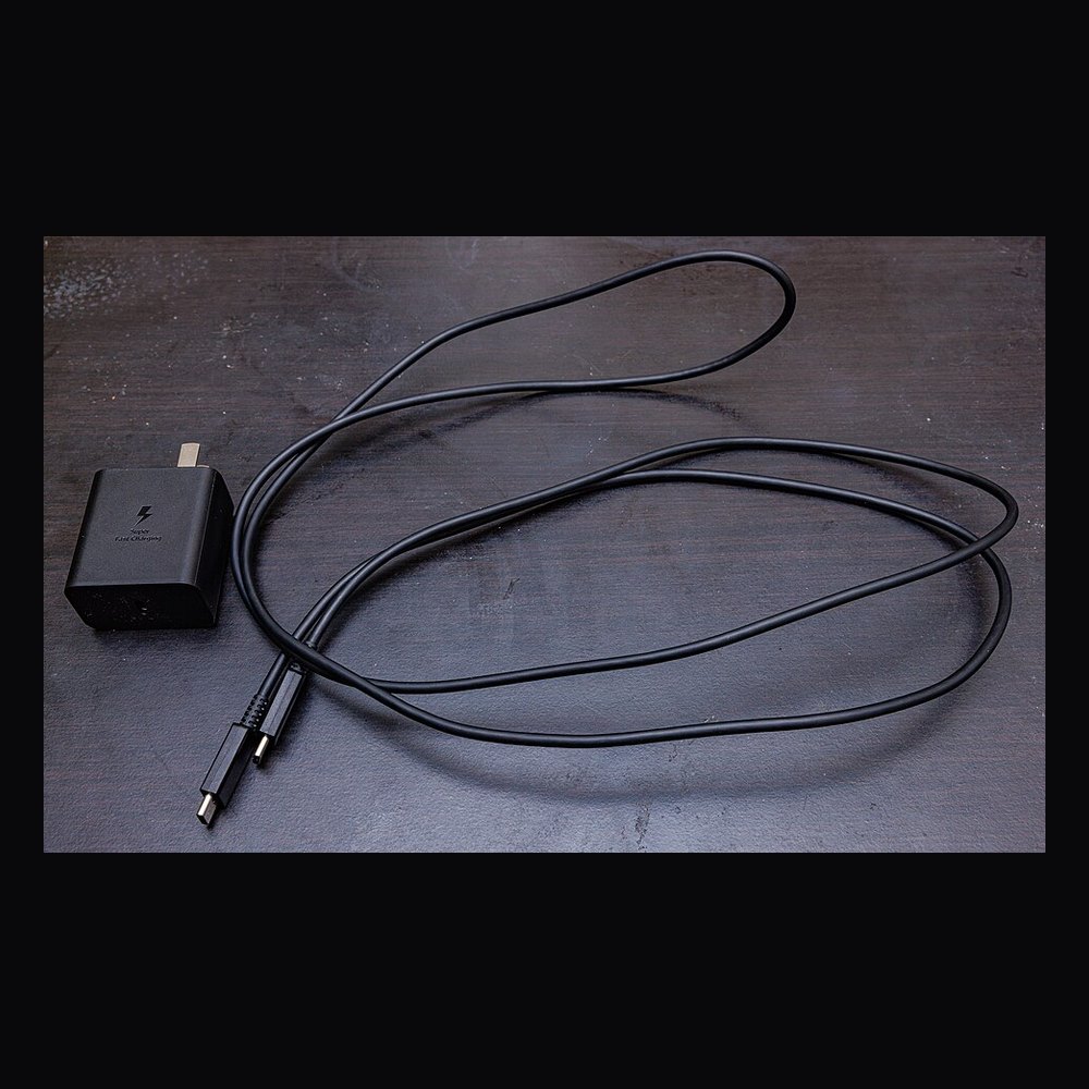 Cargador rápido + cable USB-C a USB-C